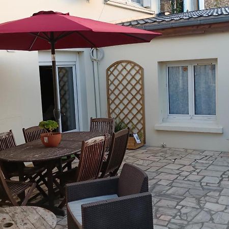 Maison A Cote De La Mer Flamanville Exteriör bild