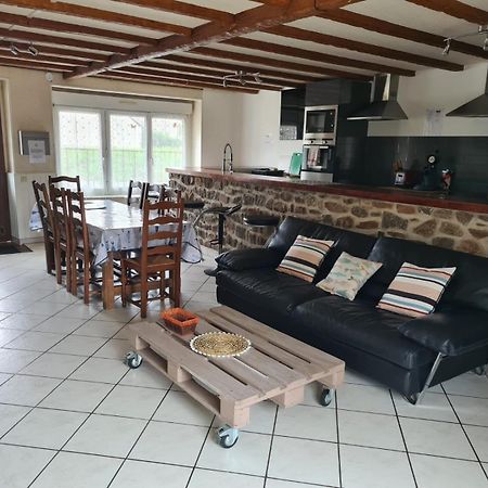 Maison A Cote De La Mer Flamanville Exteriör bild